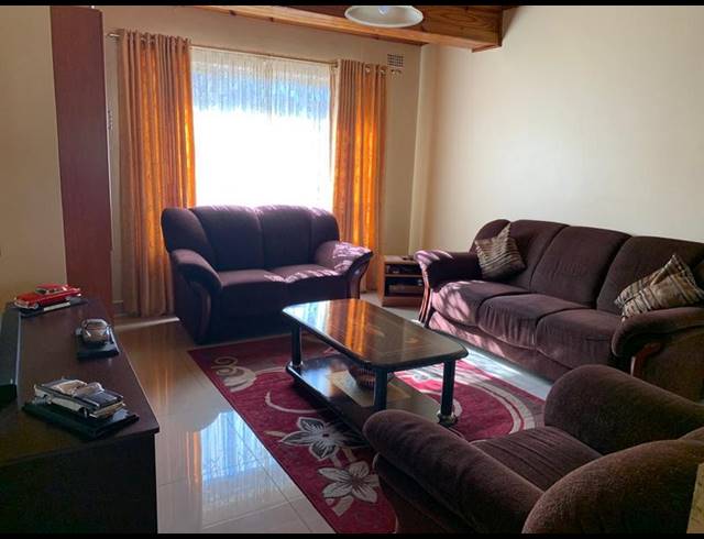 5 BEDROOM HOUSE FOR SALE IN MOUNT VERNON